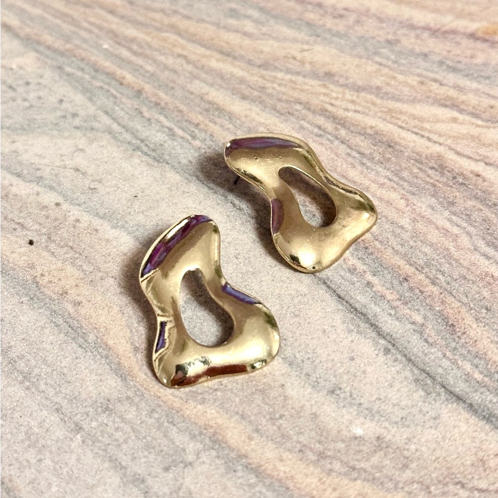 ☀️ 3/$20 Bold Statement Earrings